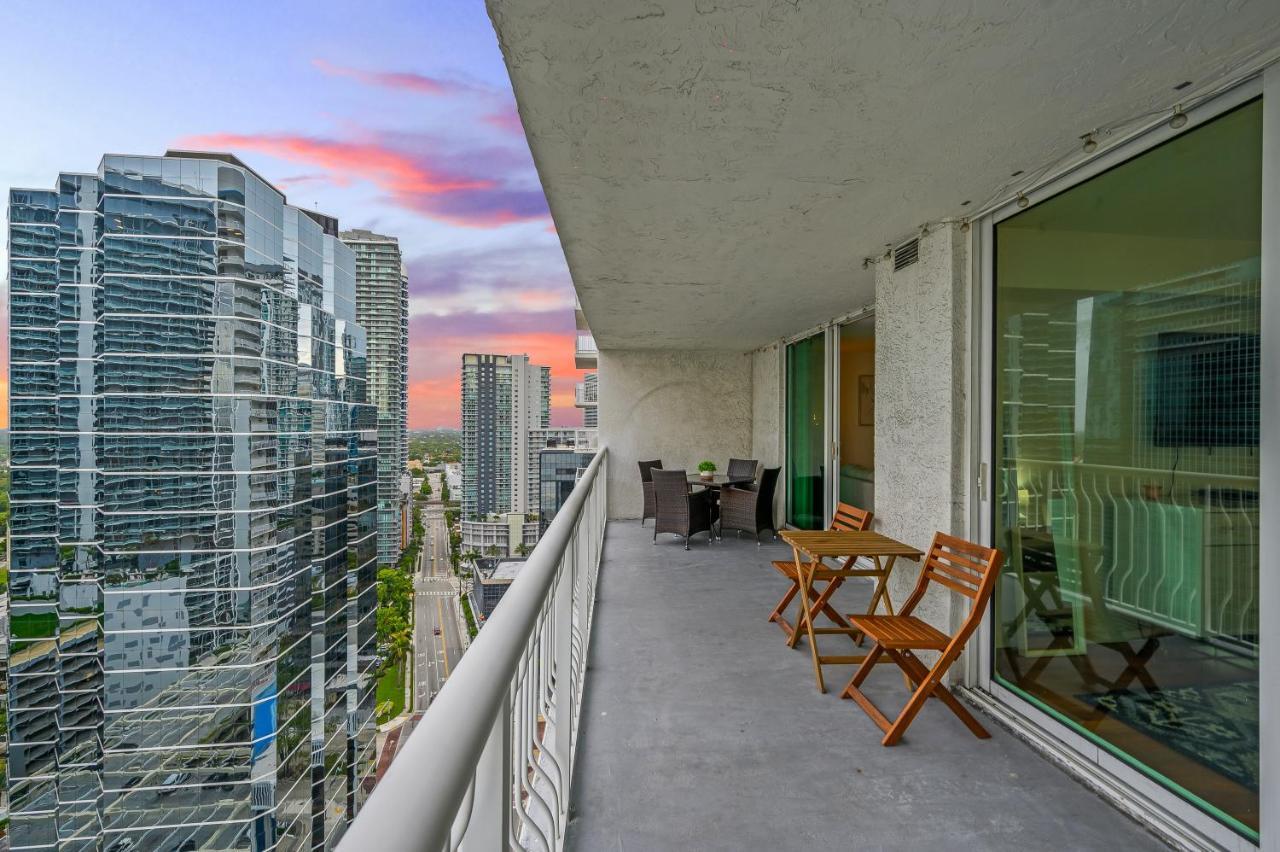 Luxurious 1Br High Rise Condo Brickell-Free Parking Майами Экстерьер фото